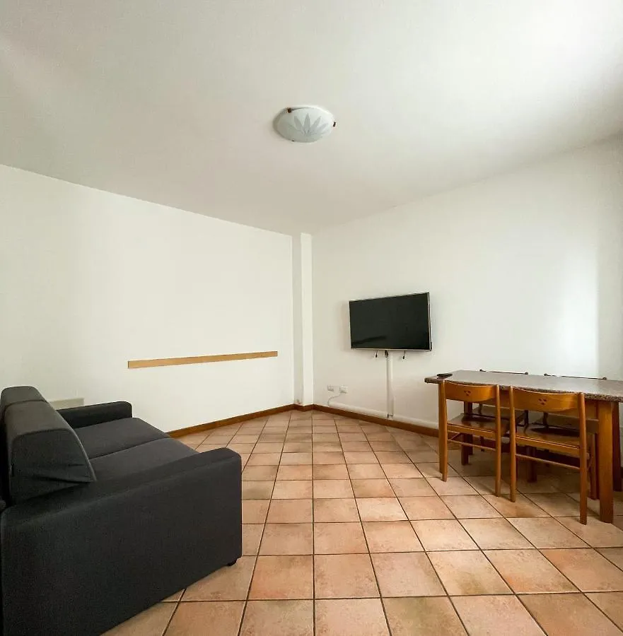 Richi Rent 02 Apartment Verona Italy
